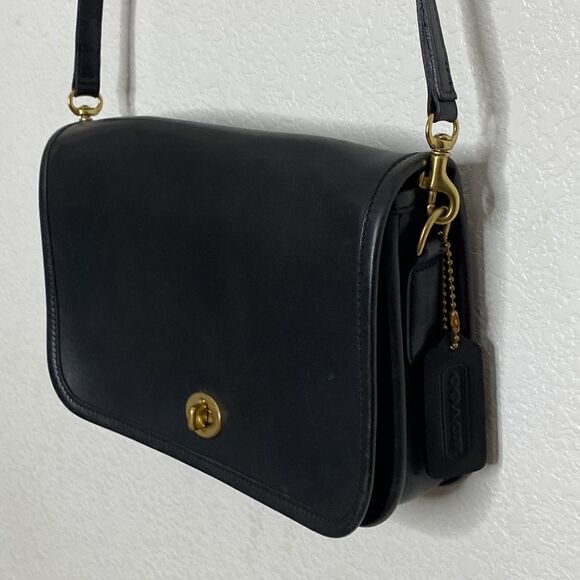 COACH Women’s Black Leather Shoulder Bag - Picture 1 of 9